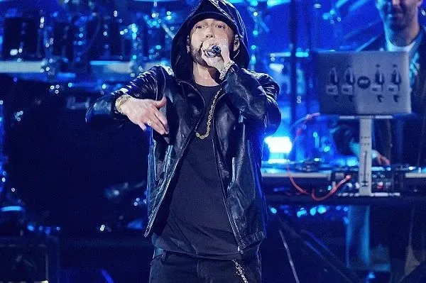 Eminem will co-produce a documentary about superfan culture