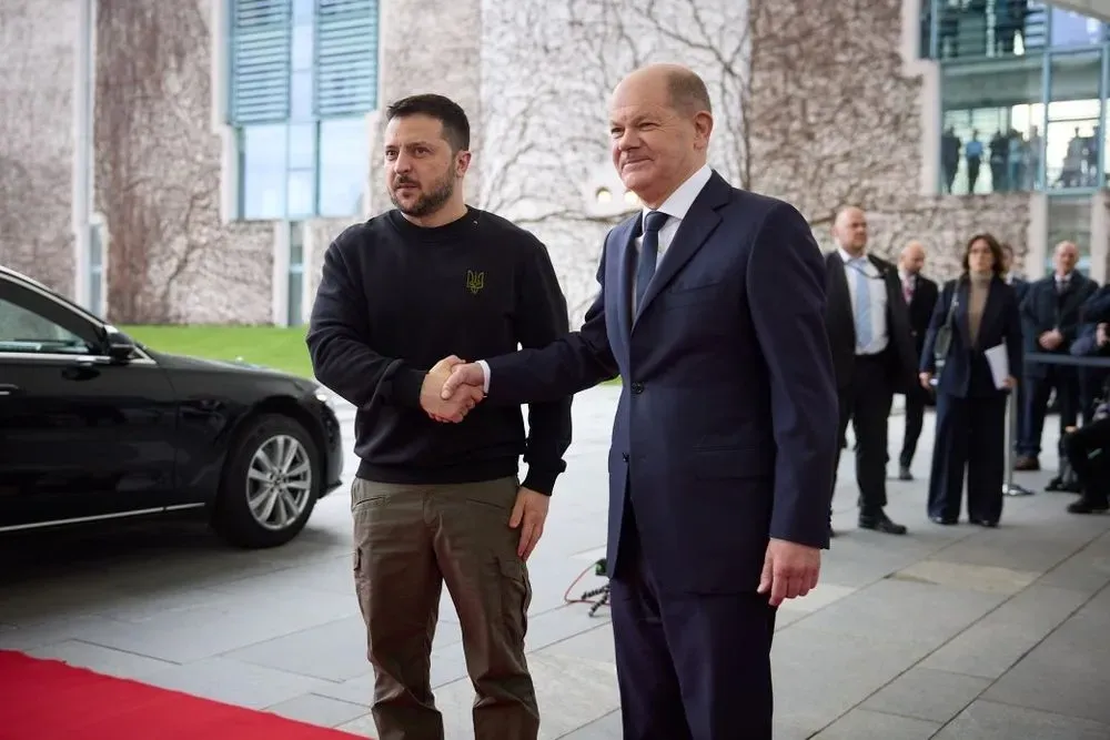 Zelenskyy starts talks with Chancellor Scholz in Germany