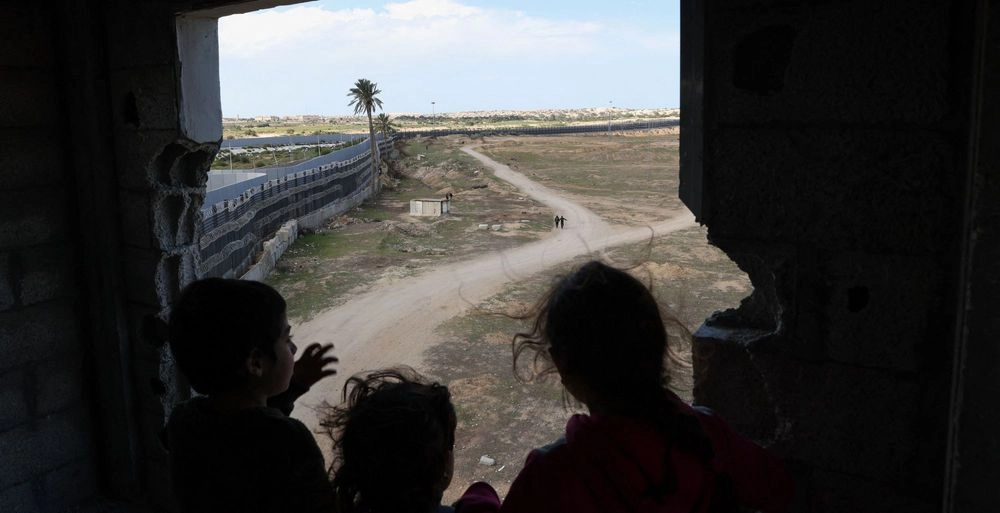 WSJ: Египет начал возводить стену на границе с сектором Газы