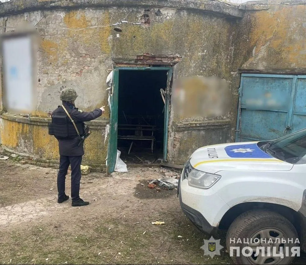 Днепропетровщина: в МВД показали последствия утренней атаки по селу в Мировской громаде