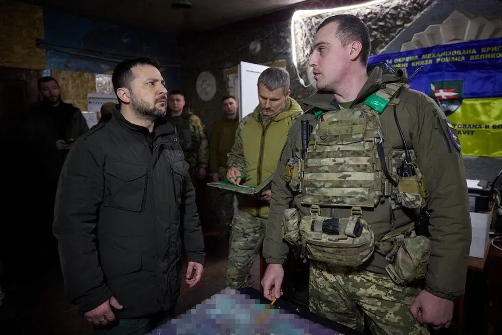 Зеленский посетил передовые позиции бойцов на Купянском направлении