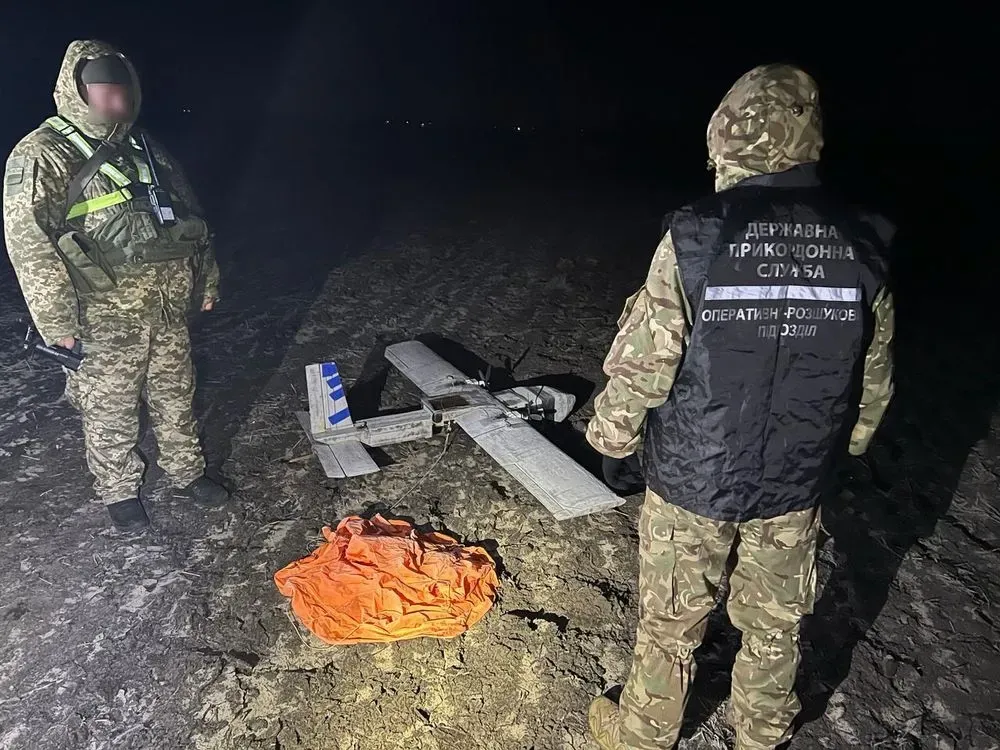 Сигареты в Польшу дронами: пограничники ликвидировали очередной канал контрабанды