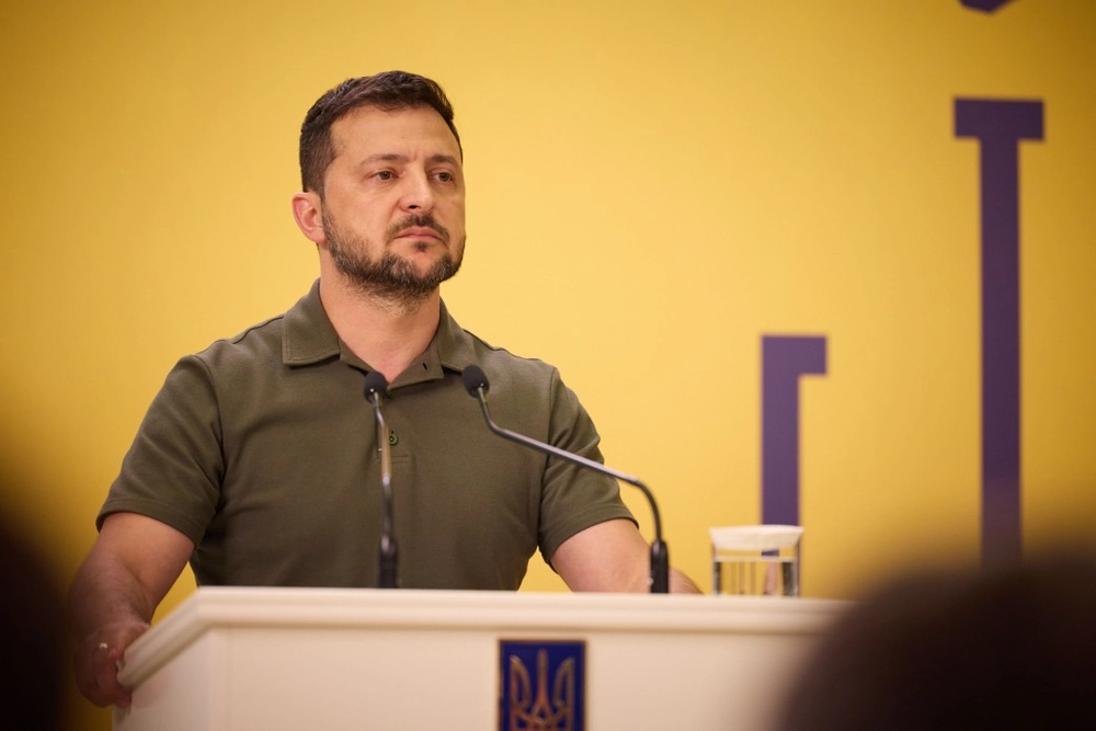 Більшість українців вважають, що Зеленському слід балотуватись на другий термін - КМІС