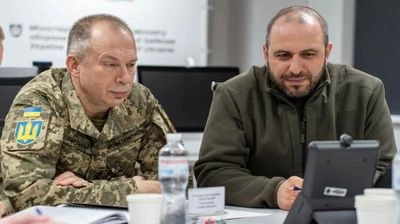 Умєров і Сирський провели телефонну розмову з главою Пентагону