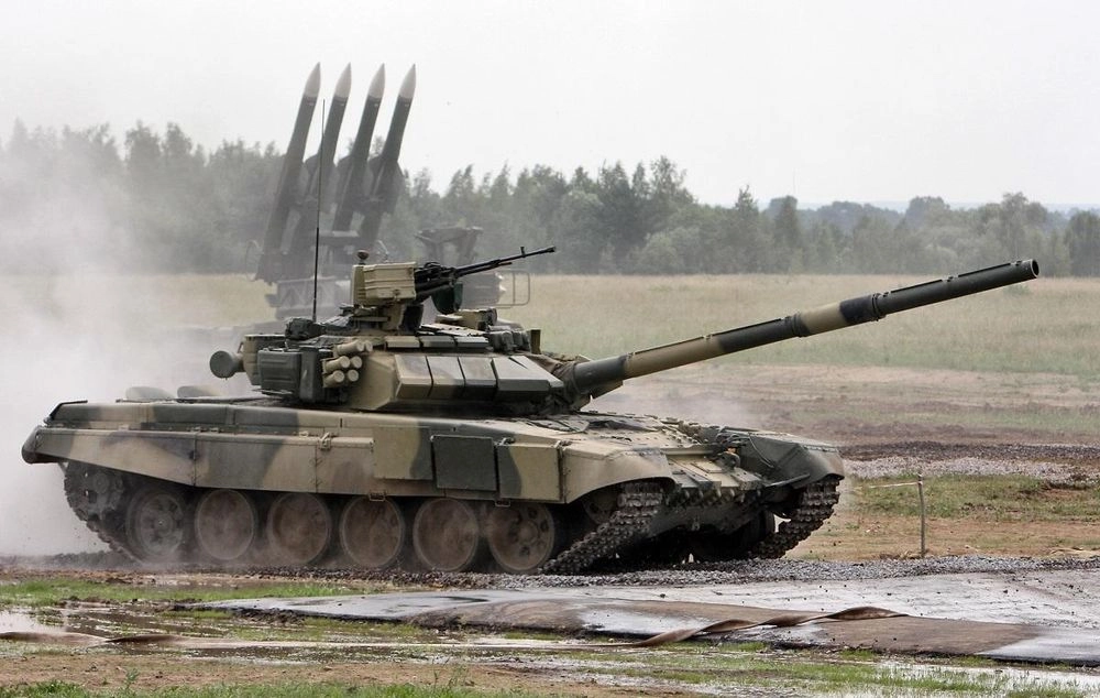 Сили оборони знищили понад 210 ворожих танків на Таврійському напрямку з початку року 