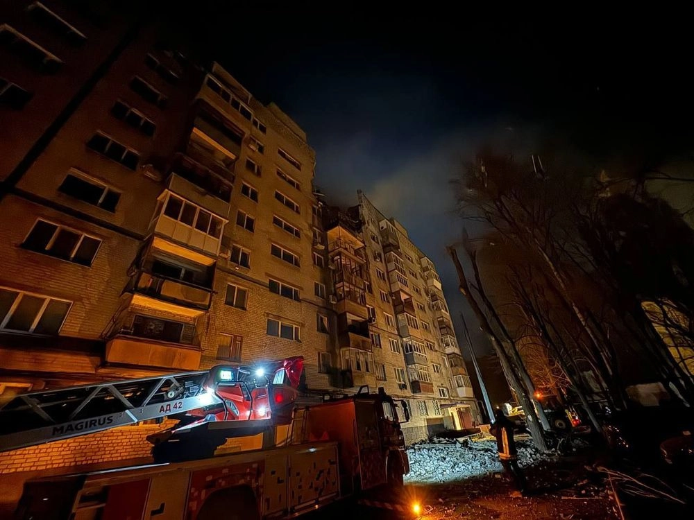 В Днепре в результате атаки российских беспилотников 8 человек ранены, из которых 7 госпитализированы
