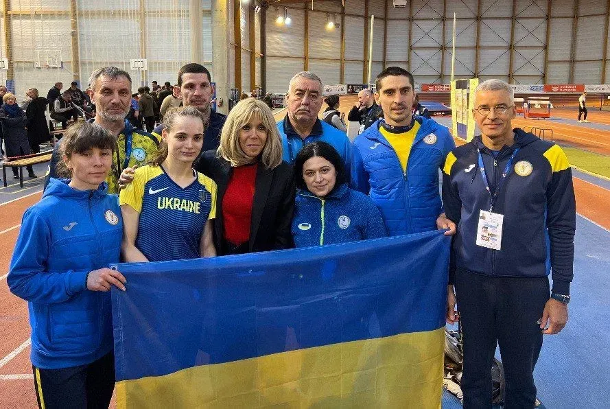 the-first-lady-of-france-supported-ukrainian-athletes-at-the-world-championships-in-reims-where-they-won-three-medals-two-gold-and-one-bronze