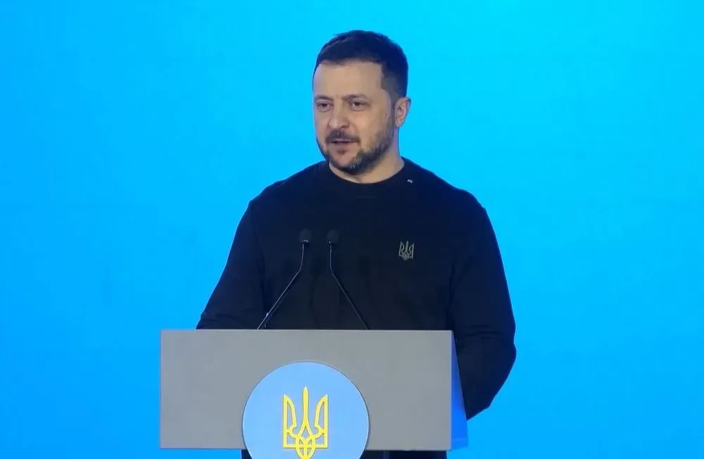 Зеленский поручил разработать программу кэшбэка "Покупай украинское" для поддержки отечественного бизнеса