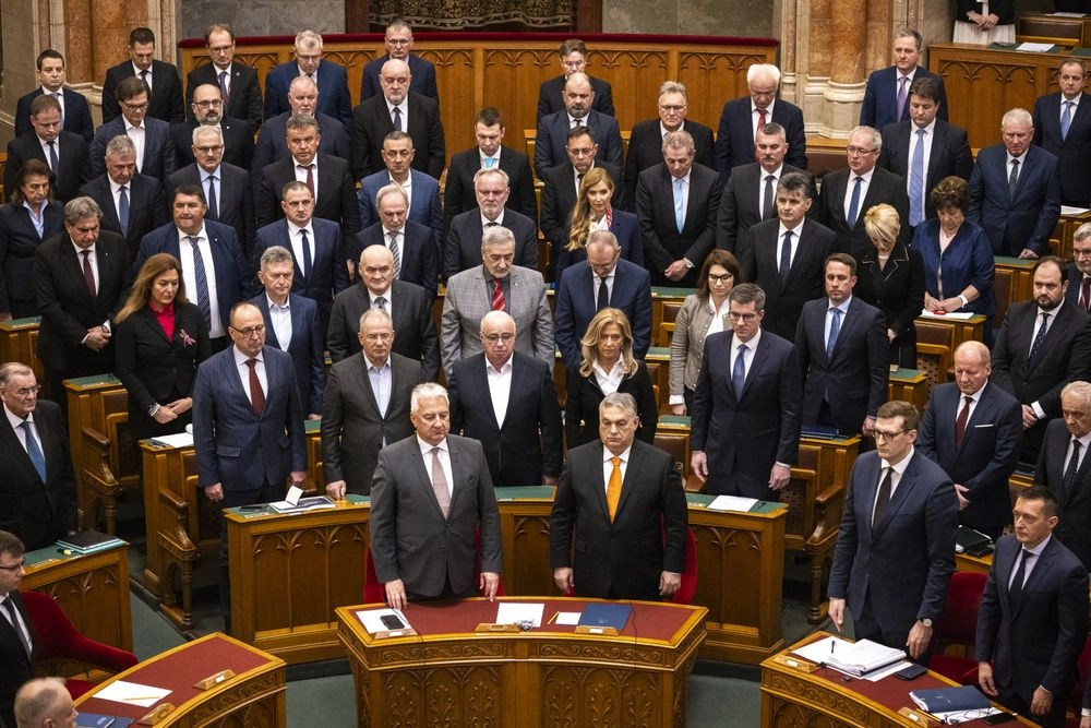 Парламент Угорщини проголосував за вступ Швеції до НАТО, під питанням чи підпише документ в.о. Президента Ласло Кевер