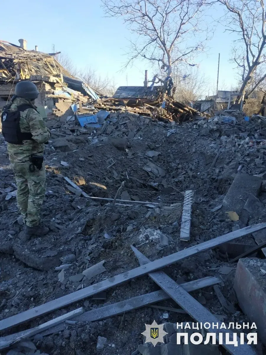Ворог за добу вдарив по 9 населених пунктах Донеччини: поранено трьох людей