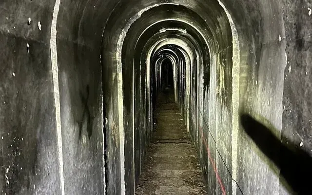 tsakhal-vyiavyv-10-kilometrovyi-tunel-pid-likarneiu-ta-universytetom-na-pivnochi-hazy