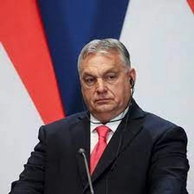 Орбан відмовився вшановувати пам’ять навального і назвав його шовіністом