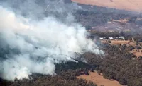 Сотни тысяч просят эвакуироваться из-за опасности лесного пожара в Австралии