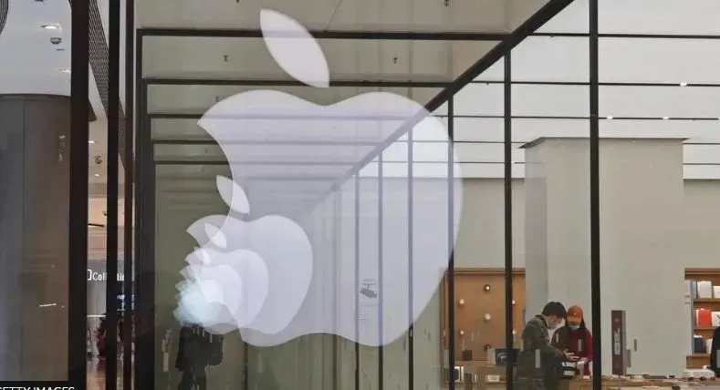 Apple відмовляється від проекту безпілотного електромобіля
