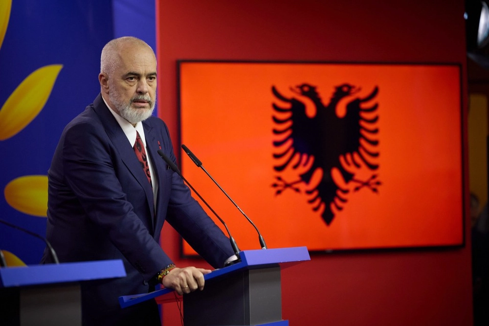 Нам не потрібно бавитися з вогнем, потрібно мати чітку позицію щодо України - прем’єр Албанії