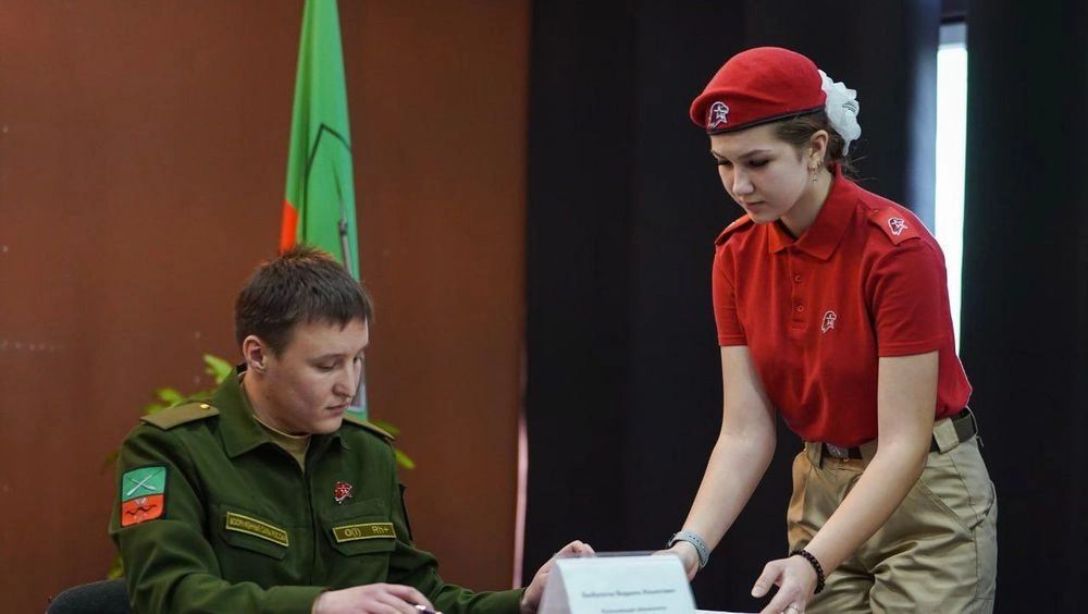 russia uses "university" in occupied Melitopol to recruit children for war