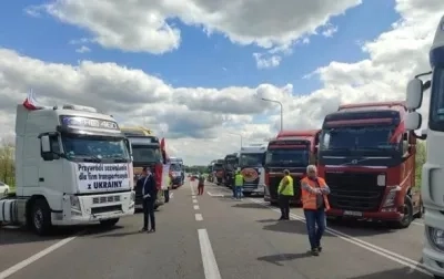 Блокада на кордоні з Польщею: у чергах 2200 вантажівок,  є суттєві зниження кількості перетинів - Демченко 