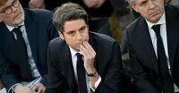 Прем'єр Франції вважає росію загрозою і підтримує заяву Макрона про відправку французької армії в Україну