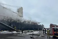В порту санкт-петербурга загорелся ледокол: что известно