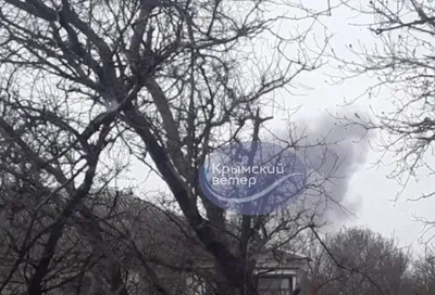 Smoke over the bay in Sevastopol and "arrivals": the consequences of explosions are reported in Crimea