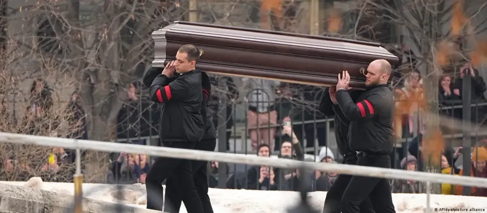 Alexei Navalny buried in Moscow: all the details