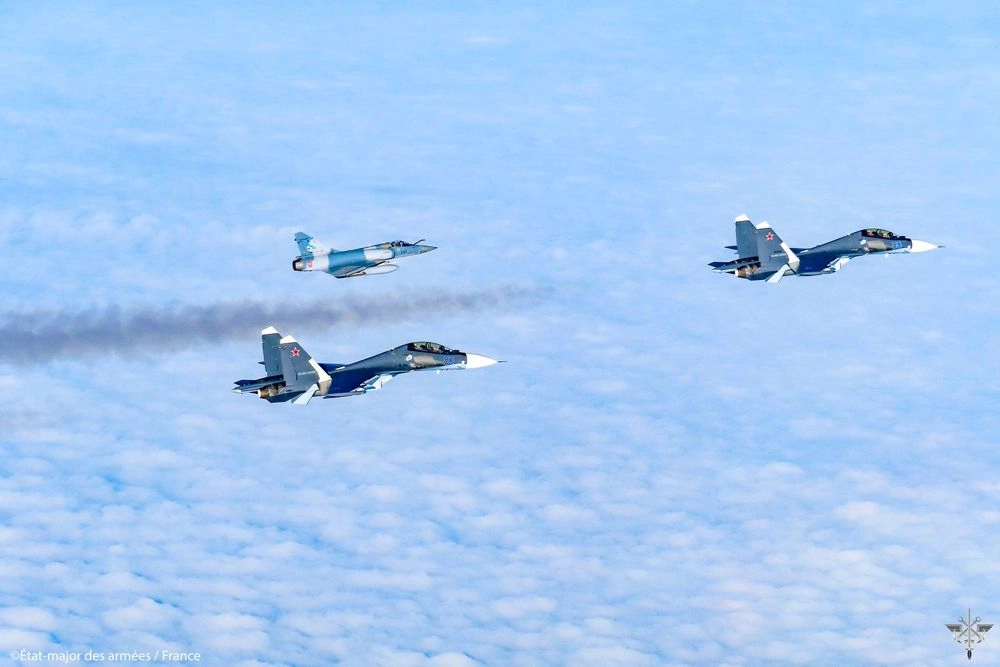 NATO showed how russian fighter jets are intercepted over the Baltic Sea
