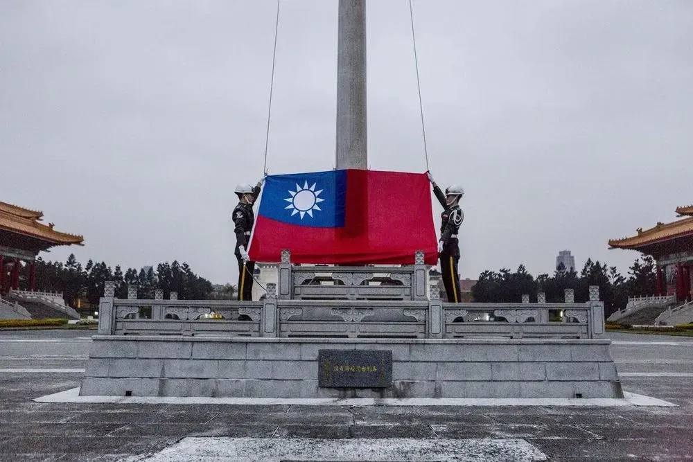 A soldier shoots himself in the Presidential Palace of Taiwan