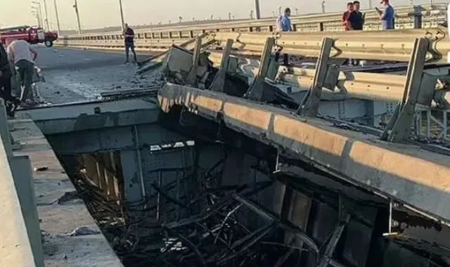 Окупанти перекрили рух Кримським мостом
