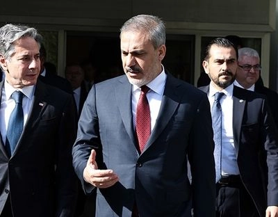 Голова МЗС Туреччини вважає, що питання російської окупації та припинення вогню слід відокремити