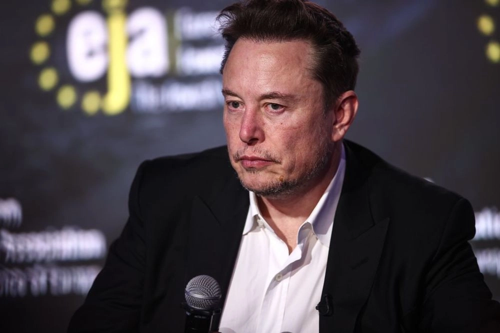 elon-musk-is-being-sued-ex-twitter-executives-demand-more-than-dollar128-million-in-compensation