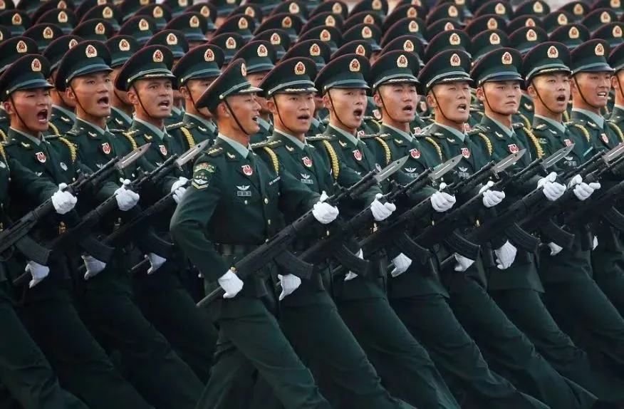 Китай збільшить військовий бюджет на 7,2%