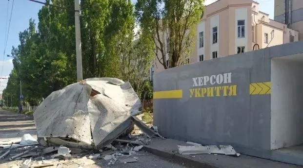 enemy-shells-kherson-in-the-morning-one-wounded