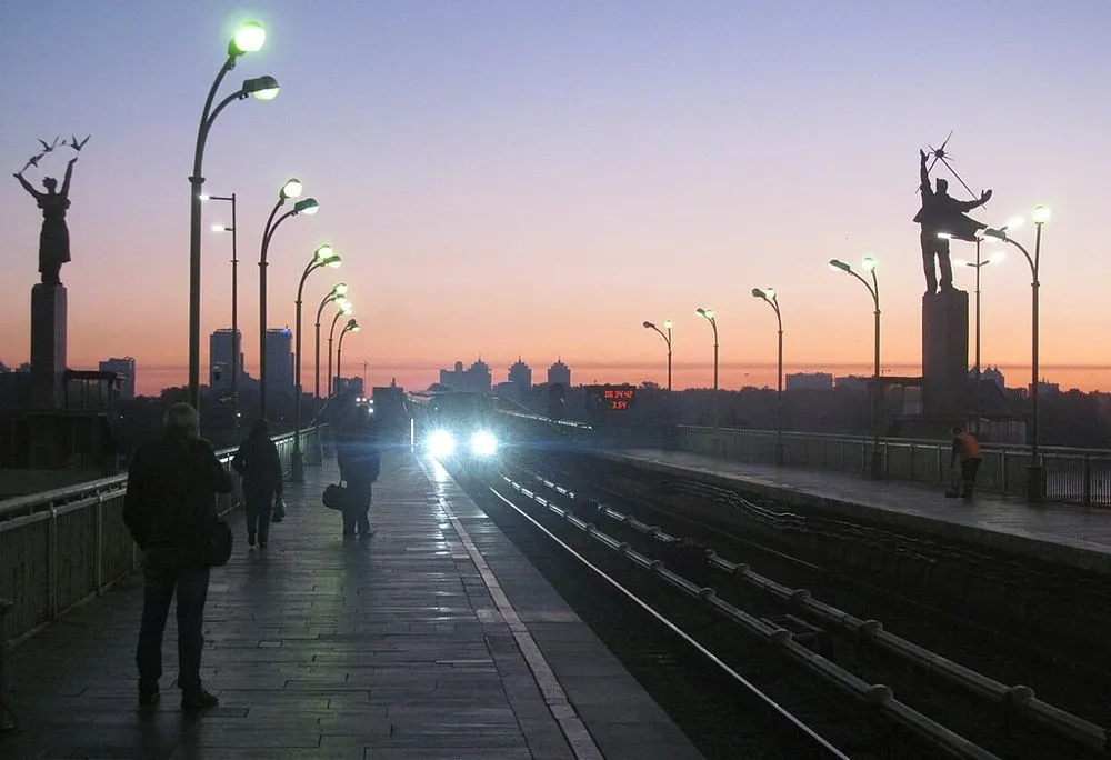 In Kyiv Dnipro metro station reopens after being closed since the beginning of the Russian invasion