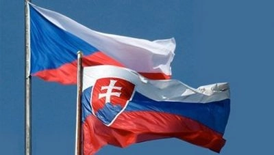 Чехія призупиняє міжурядові консультації зі Словаччиною через зв'язки з росією 