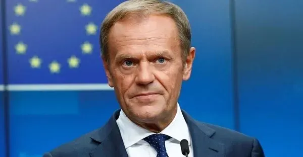 Europe faces a choice to participate in the fight to protect borders or fall - Tusk
