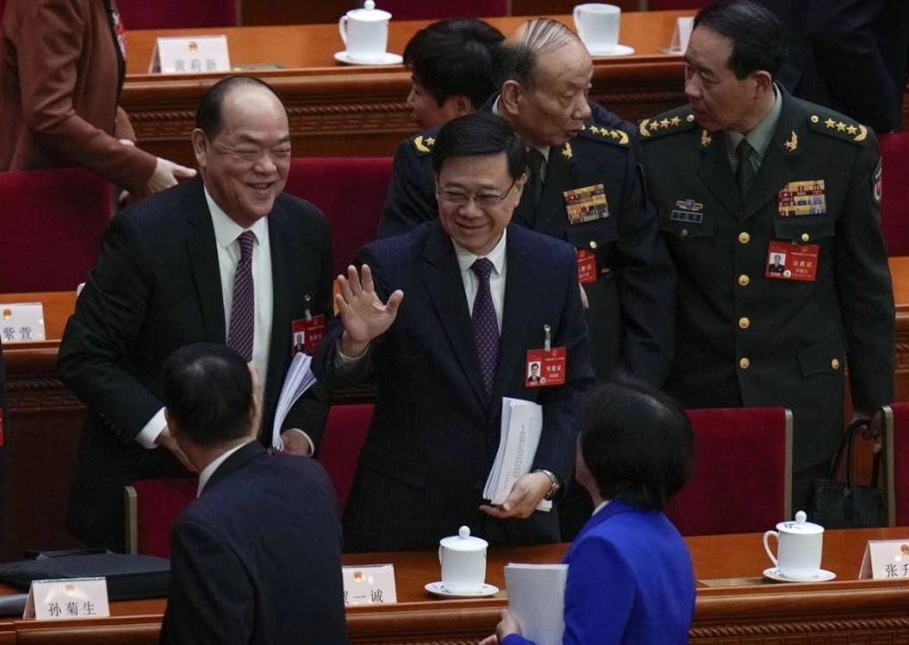Гонконг представив законопроект про безпеку з довічним ув'язненням за державну зраду та заколот