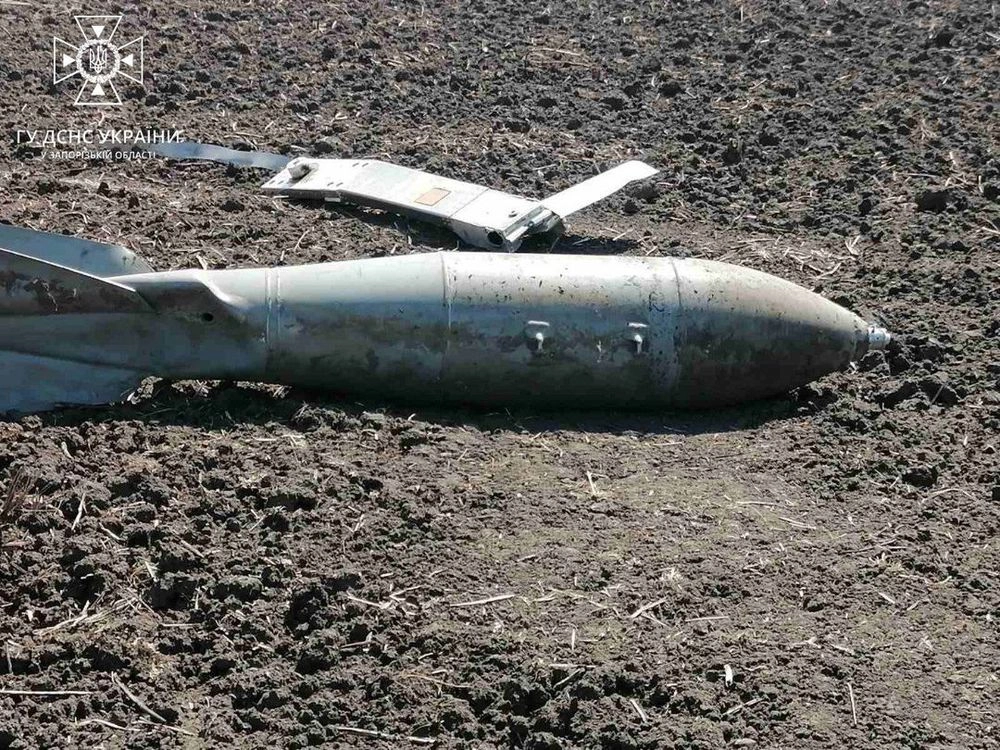 In Toretsk, Donetsk region, bomb squad seized and destroyed an unexploded Russian aircraft bomb