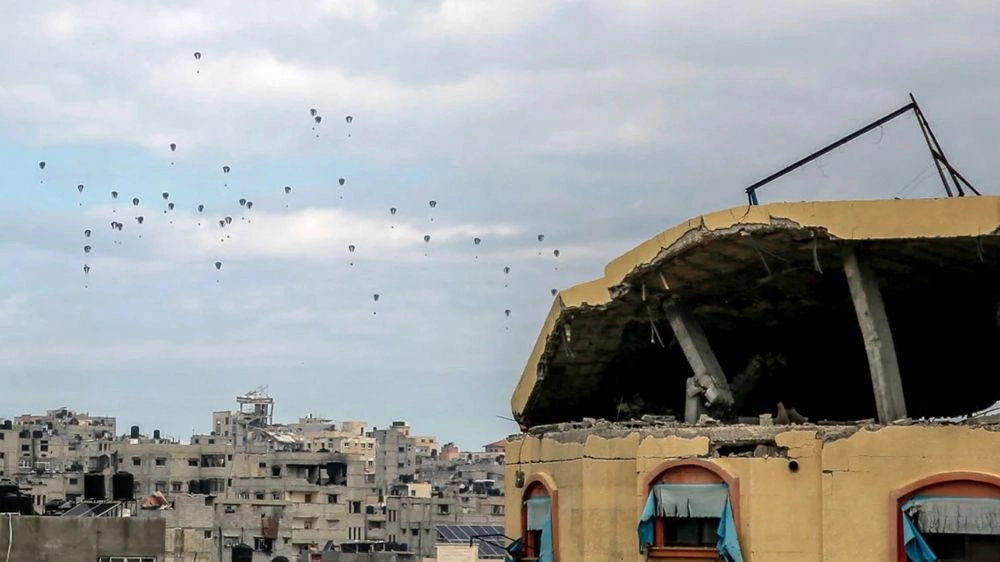 5 people killed in Gaza: humanitarian aid dropped from airplanes falls on them - media