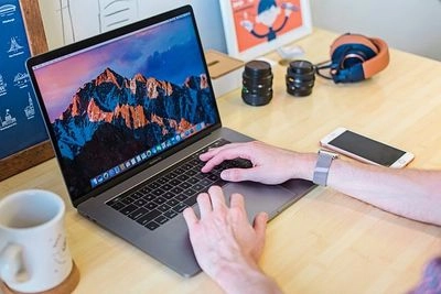 Apple is developing a laptop with a folding display
