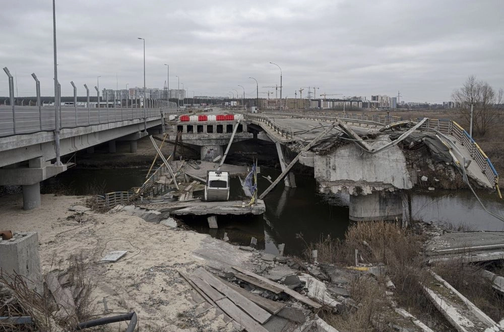 Bloomberg: foreign companies have started to rebuild Ukraine