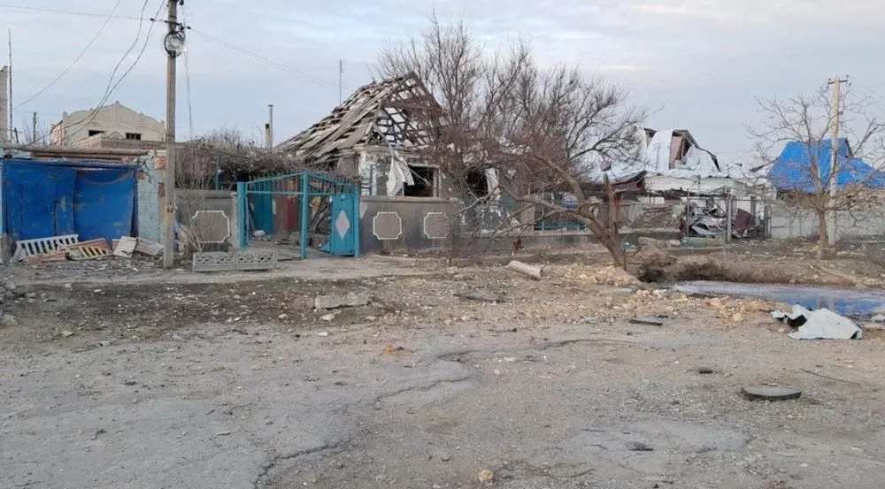 russian-army-fired-at-10-settlements-in-kherson-region-overnight