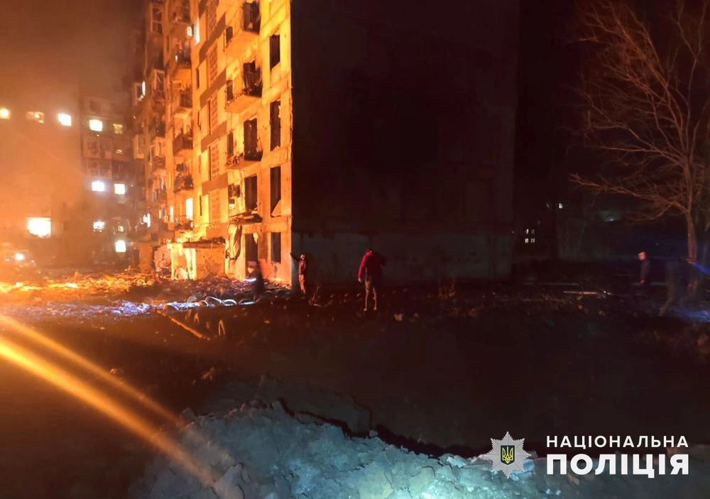 россияне обстреляли Мирноград в Донецкой области: по меньшей мере девять человек ранены, среди них ребенок