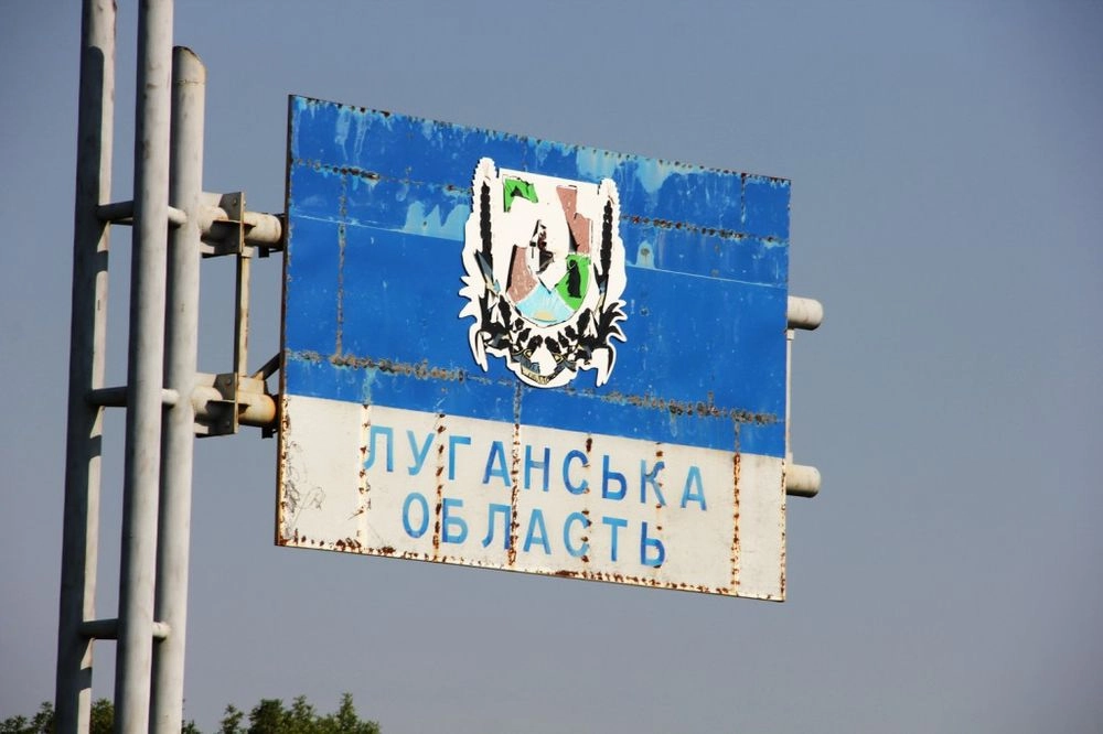 На Луганщині відбито ворожі штурми Білогорівки, на окупованих територіях влаштовують дострокове "голосування" - ОВА