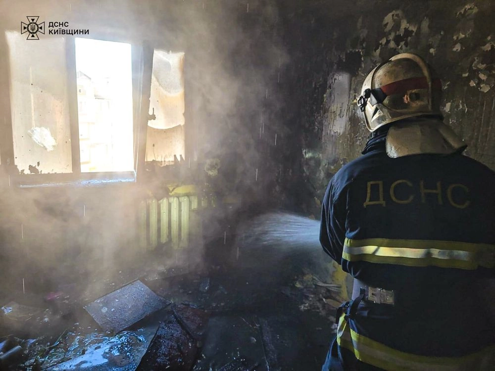 Two children trapped in smoke-filled apartment in Kyiv region