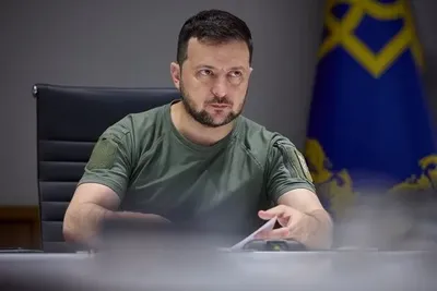 Достижения украинских дронов и ситуация на фронте: Зеленский заслушал доклад Сырского