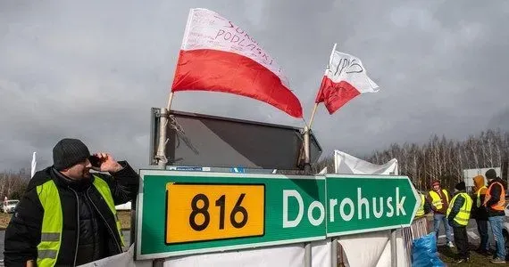 Polish farmers announced the unblocking of truck traffic towards Ukraine at one of the checkpoints