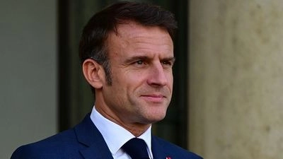 Macron makes new statement on sending troops to Ukraine