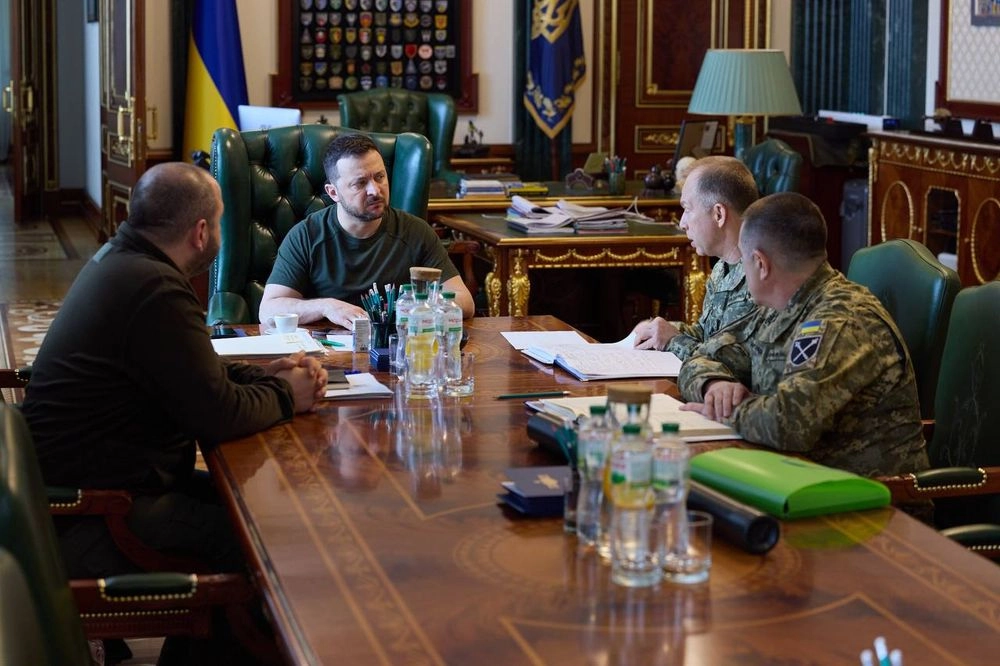 Syrskyi reports to Zelensky on the situation in the Avdiivka sector