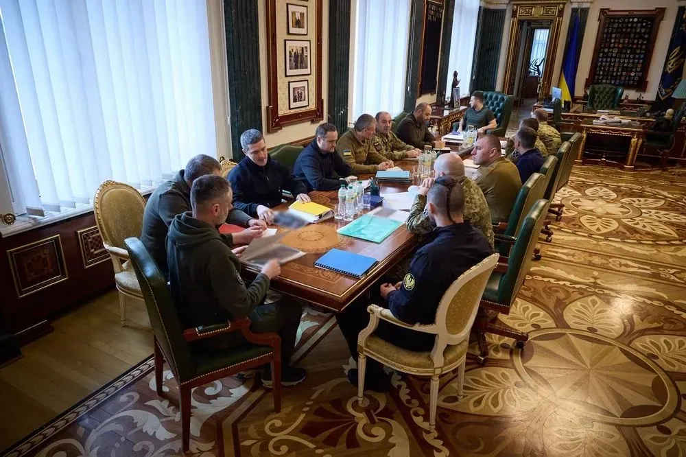 the-enemys-most-vulnerable-points-have-been-identified-zelensky-holds-important-military-meeting