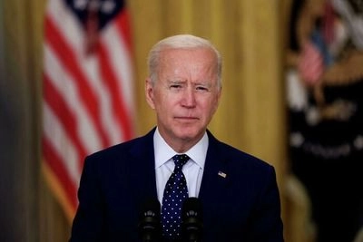 Biden calls Putin a "bandit" and urges Congress to support funding for Ukraine